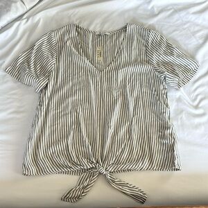 Madewell top medium